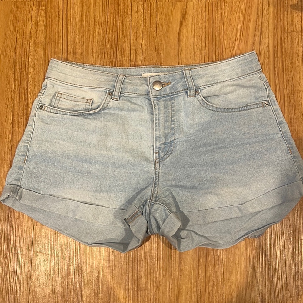 H&M Jean shorts!